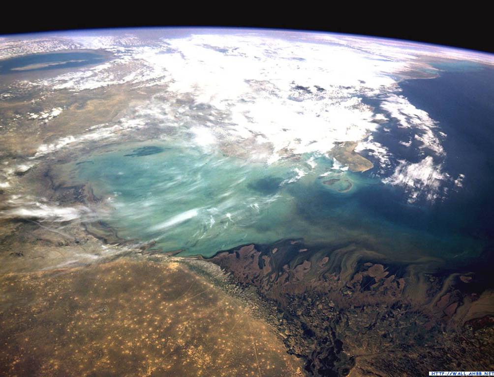 伏尔加河三角洲卫星影象图