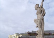 敦煌反弹琵琶雕像天气 敦煌反弹琵琶雕像天气