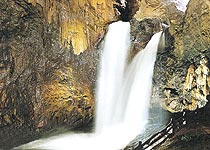 宜良雌雄飞瀑天气 宜良雌雄飞瀑天气