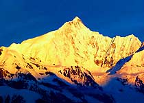 德钦卡瓦格博峰天气 德钦卡瓦格博峰天气