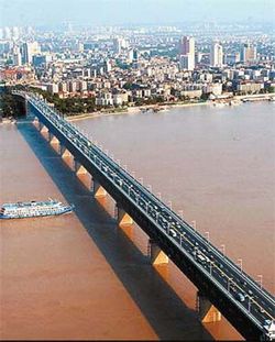 武汉长江大桥天气 武汉长江大桥天气